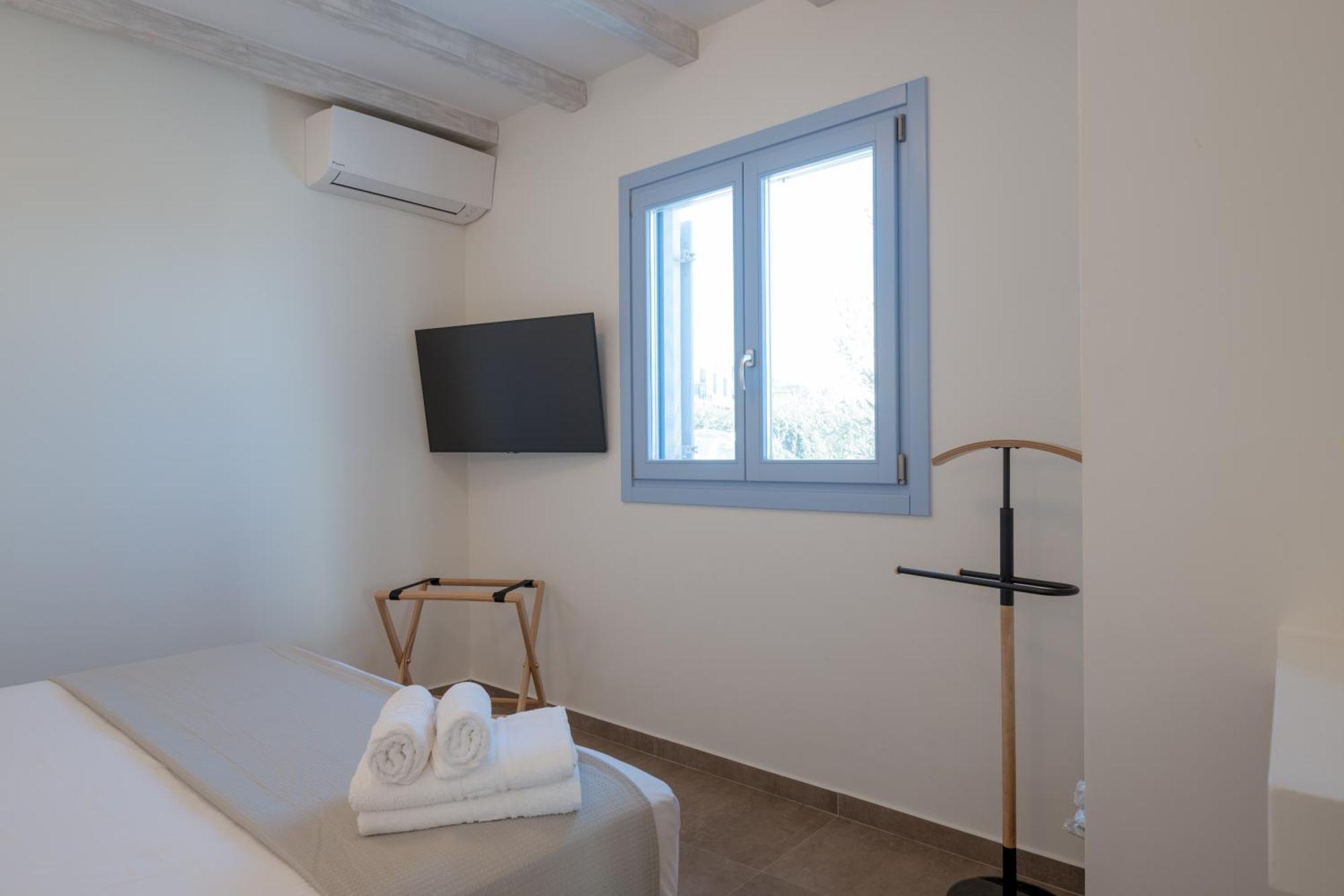Aneliz Paros Apartment ภายนอก รูปภาพ