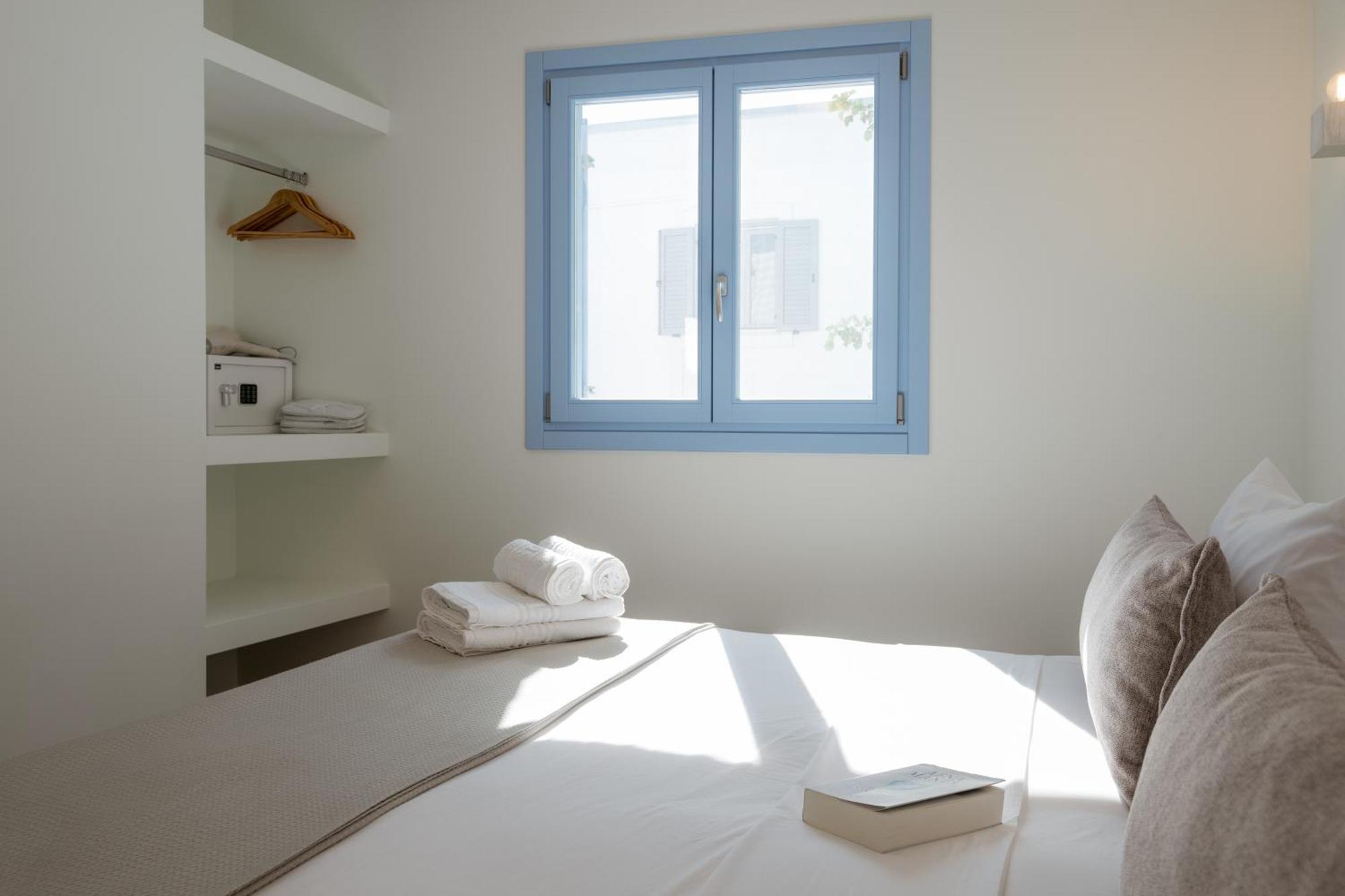 Aneliz Paros Apartment ภายนอก รูปภาพ